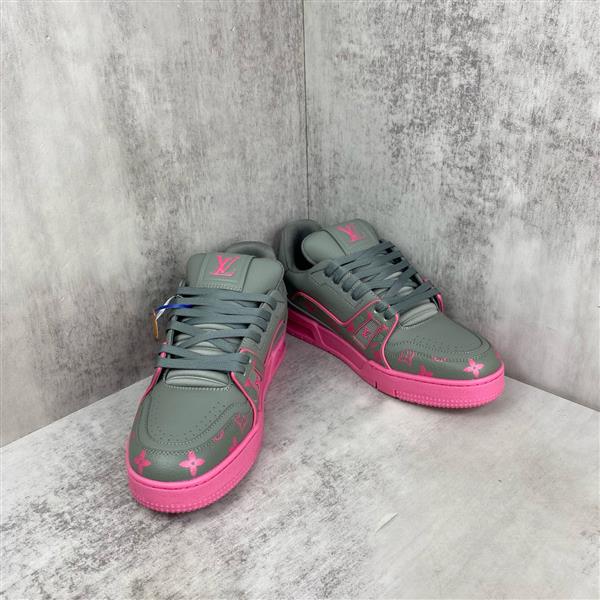 20251128154046581 390